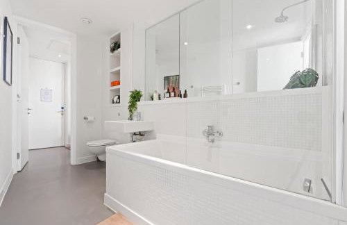 #25 World Famous Rotunda 18th floor skyline views - Near Bullring - Sleeps 4 - "Perfect for contractors and families" - Foto 23