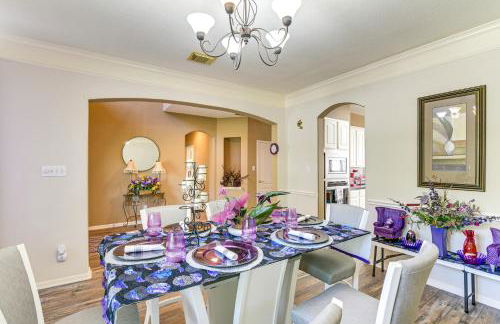 Patio, BBQ and Yard Family Retreat in Pearland - Photo 11