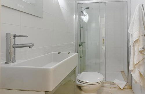 Villa Eleonora, Luxury Villa with Heated Pool Ocean View in Adeje, Tenerife - Foto 70