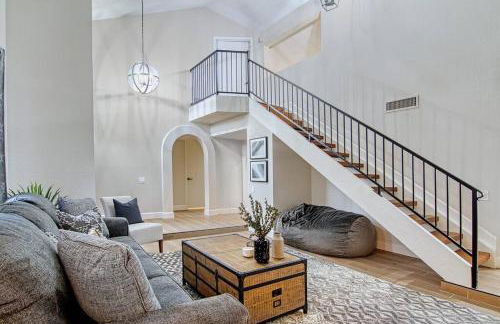 ESTRELLA - Renovated with PATIO, BBQ, POOL & SPA - Foto 7