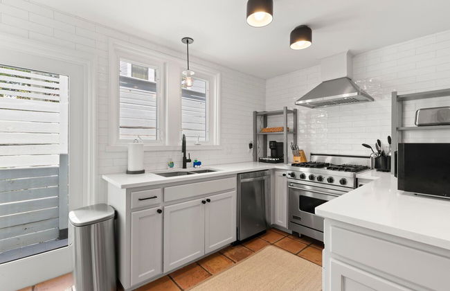 Hyde Park Hydeaway Stunning Home w Heated Pool - Foto 16