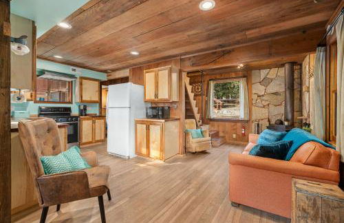 The Knotty Cabin in Kings Canyon National Park - Foto 10