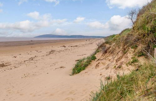 Ocean Breeze - Photo 19