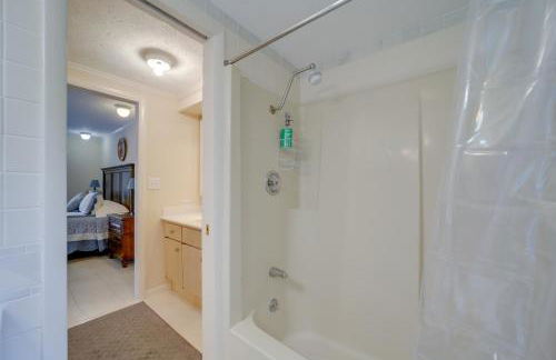 Spacious North Carolina Retreat - Patio and Fire Pit - Foto 15