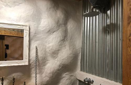 Rabbits 1or 2 bedroom hobbit style hillset earthen dartmoor eco home - Foto 8