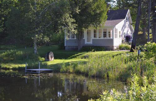 On Belanger Pond - Foto 6