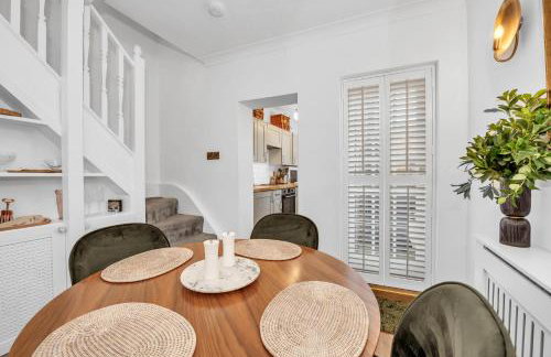 Charming Church Walk, Long Melford - 2 bedroom property with parking - Foto 15