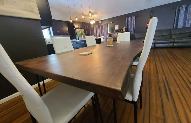 Remodeled and Inviting Free EV Charging Station Level 2 - Photo 22