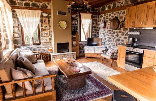 Πέτρινη κατοικία με υπέροχη θέα στο όρος Κόζιακα. - Foto 20