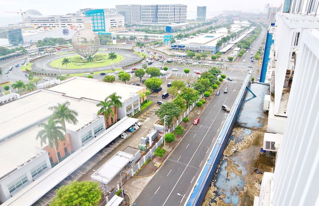 CondoDeal at Sea Residences - Foto 48