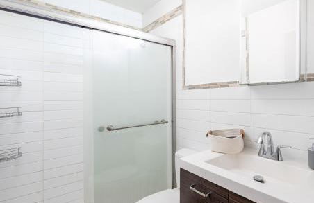 Spacious 3BR Retreat Near Times Square - Foto 10