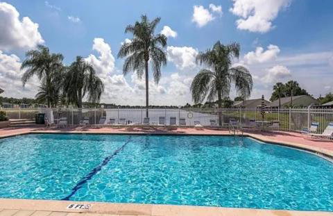Spacious Naples Lakefront Pool Home Minutes from Downtown! - Foto 20