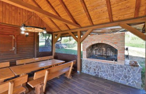 Beautiful Home In Radakovo With Sauna - Photo 17