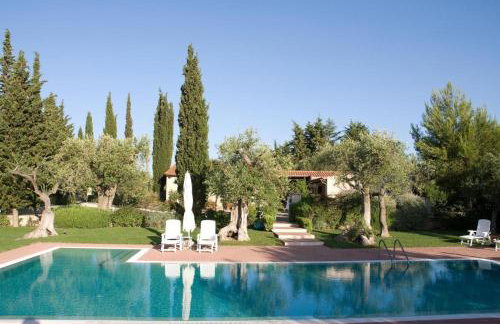 Villa Leralora - Exclusive Pool and Garden Retreat - Foto 2