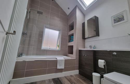 4 Bed Townhouse-sleeps 7-garden-pets-valley View - Foto 35