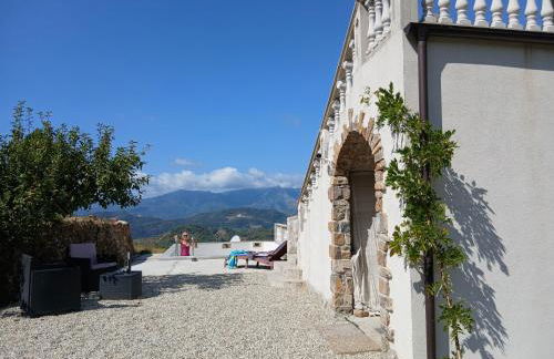 Villa dei Sogni, with private pool ,roof terrace and spectacular views of Monaco and Ligurian mountains - Foto 12