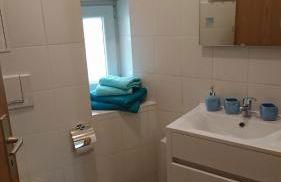 Ruhige Wohnung bei der Burg im OG2 - Foto 8