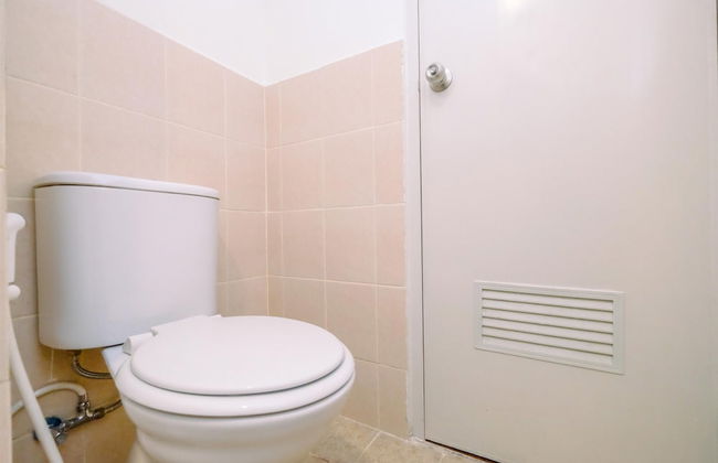 Modern Look 2BR at 28th Floor Podomoro Golf View Apartment - Photo 20