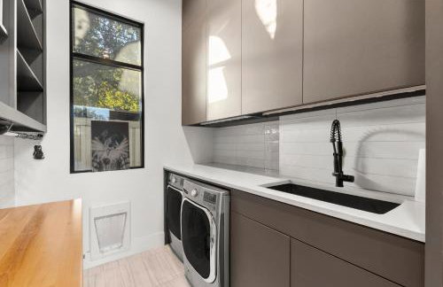 NEW! Luxury Pool Retreat & Casita in Midway Hollow - Foto 9