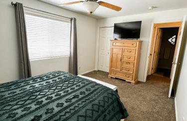 Modern Resort Condo - Pools, Courts & Scenic Views - Foto 38