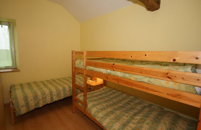 Spacious Holiday Home in Besse With Swimming Pool - Foto 6