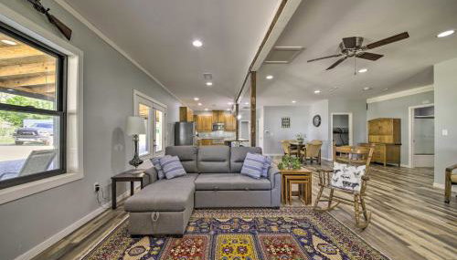 Peaceful Guest Home with Patio on 152-Acre Farm - Foto 5