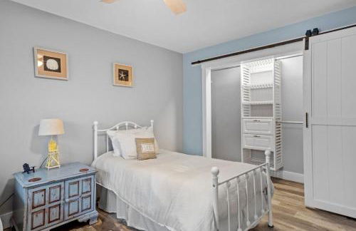 Water's Edge Retreat home - Foto 25