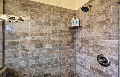 Highlands Home with Hot Tub 5 Mi to Churchill Downs - Foto 18