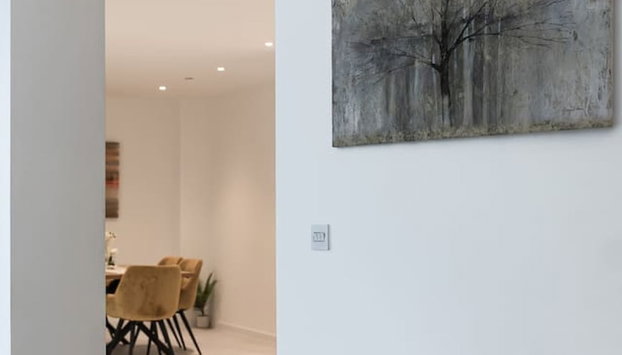 Luxury Spacious Flat With Communal Gardens Parking - Foto 4, Habitación