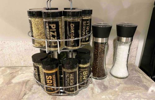 3 Bedroom in Hocking Hills w King Bed Logan Ohio - Foto 33