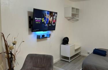 Watford Junction, King Size Bed - Foto 7