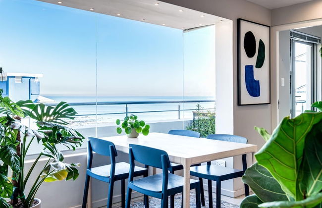 Extraordinary Stay in Mouille Point The Apartment - Photo 2