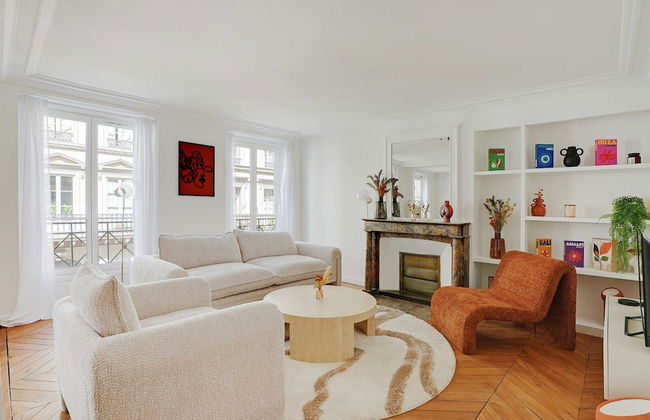 Elegant Apartment - 2br/4p - Near Invalides - Photo 12