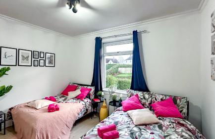 Holly street house with Separate Entrance,Glasgow edge - Foto 22