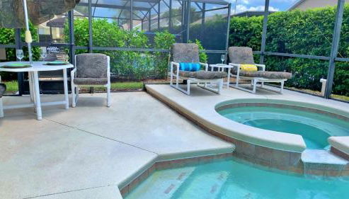 Affordable Luxury Home Near Walt Disney World - Sunshine Villa at Glenbrook Resort, Orlando, Florida - Foto 5, sunbed