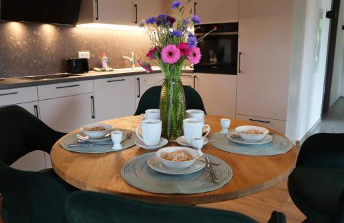 cozy cube 1 Luxury Apartments, nah an der Messe, 30 Minuten zu den Bergen und Seen, 20 Minuten nach München - Foto 69