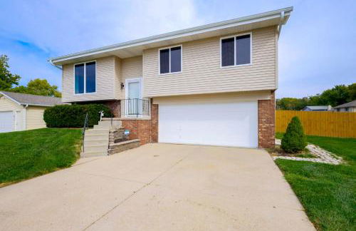 Pet-Friendly Omaha Vacation Rental with Deck! - Foto 3