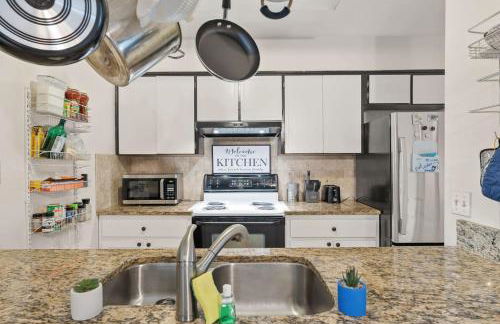 Fort WB Haven with BBQ 15 Mins to Beach - Foto 13