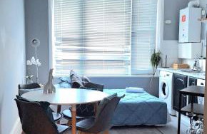Kings Cross Central Cozy 1BR Flat 8 min walk to St Pancras - Foto 2