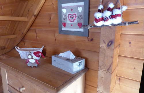 Chalet avec Jacuzzi et Piscine, déco soignée esprit cocooning - Foto 23