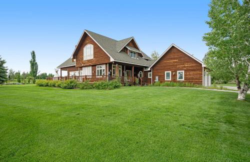 Fun with Family! Mtn-View Gem with Deck in Driggs - Foto 43