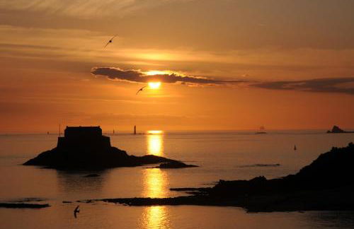 Appart COQUET Intra-Muros façade historique rez de chaussée terrasse - Foto 6