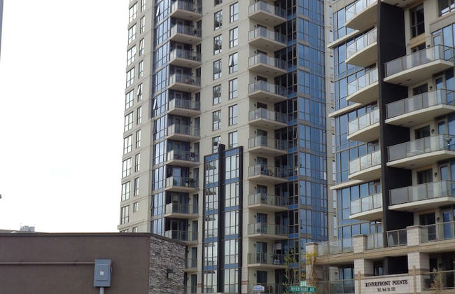 Regal Suites - Riverfront - Photo 24