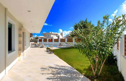 Eliomar Beachside Villa - Photo 6