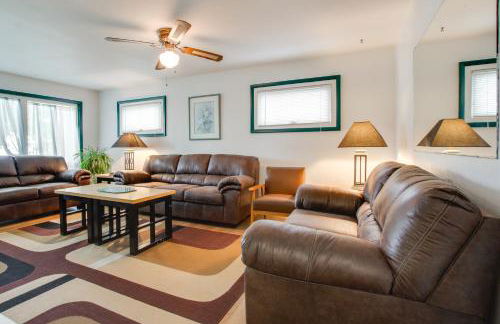 Neenah Home with Deck Near Lake Winnebago - Foto 5