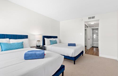 Serenity Over the Sails - A 2-Bedroom Escape w Stunning Marina Views - Foto 25