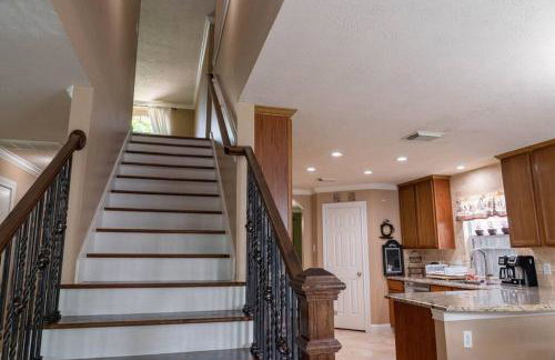 ~~ Big Family Home near 99 / i10 / kid friendly~~ - Foto 17