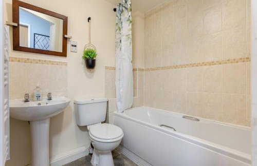 FREE Parking Spacious 2BR Flat in Irlam - Foto 4