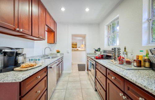 Charming Milk Barn Home on Vineyard Estate - Foto 20