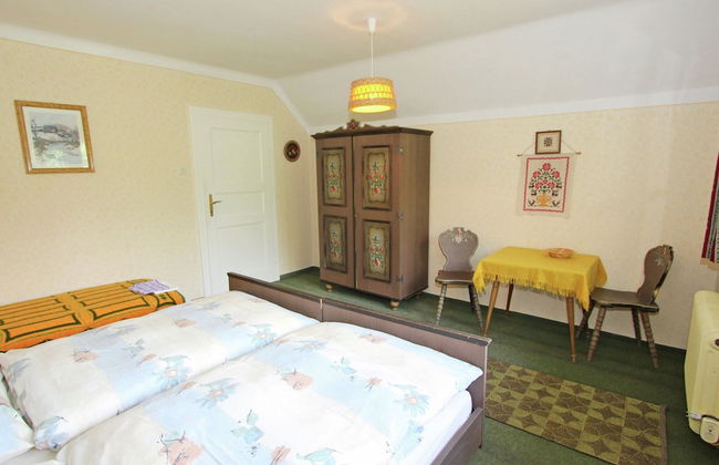 Peaceful Cottage Near Ski Area in Gmund - Photo 5